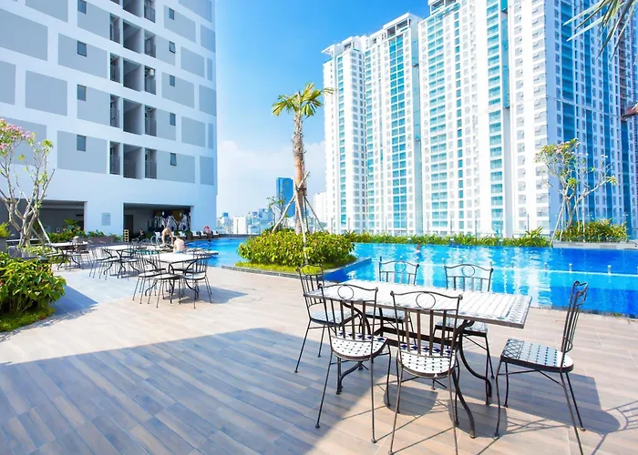 Awesome Rivergate Apartment - Cbd In Hcm City